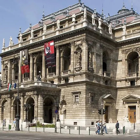 Easy Star Szálloda 3*