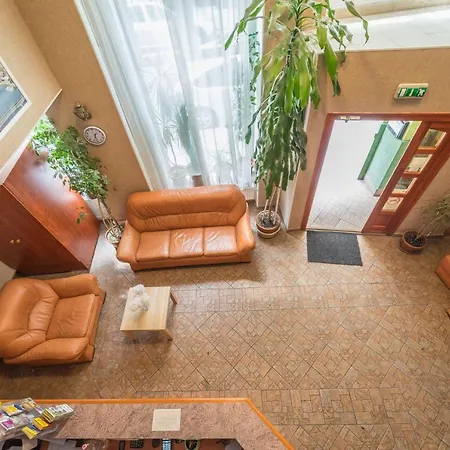 Hotel Easy Star 3*